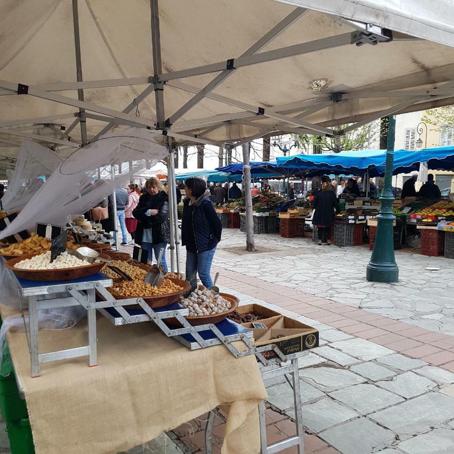 **** Very Central Ajaccio 36 Rue Fesch, Cosy Flat In City Center Pedestrian Street, Up To 4 People **** Exteriör bild